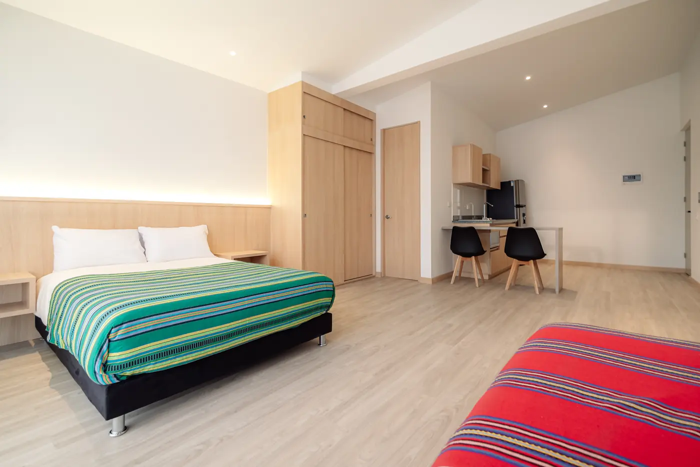 Apartaestudio Selección con dos camas y clóset amplio